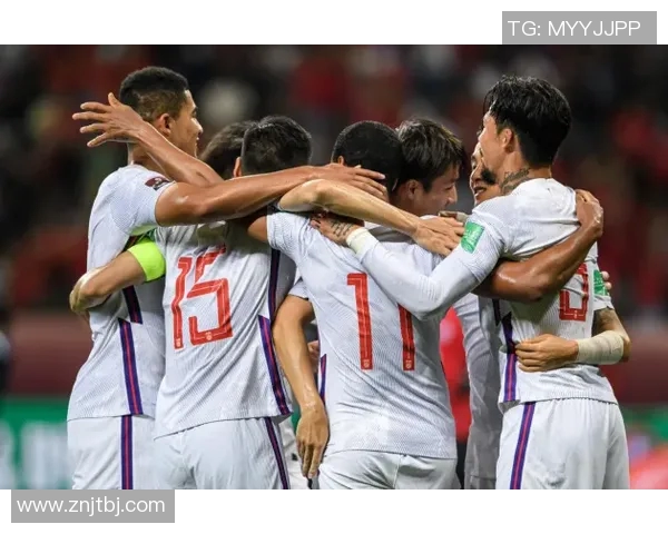 努涅斯在赛场上的崛起与挑战解析，揭示未来足球明星的潜力与发展方向